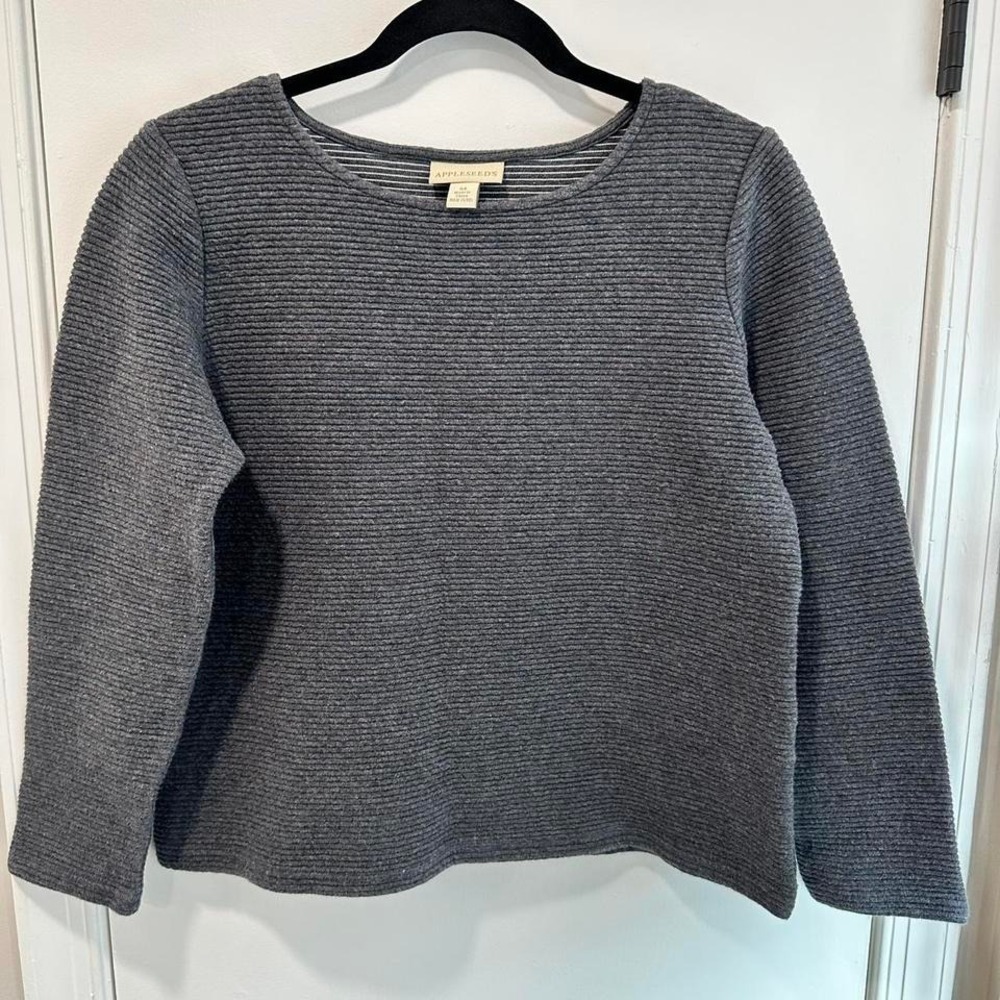 Appleseed's grey long sleeve ribbed top size Medium